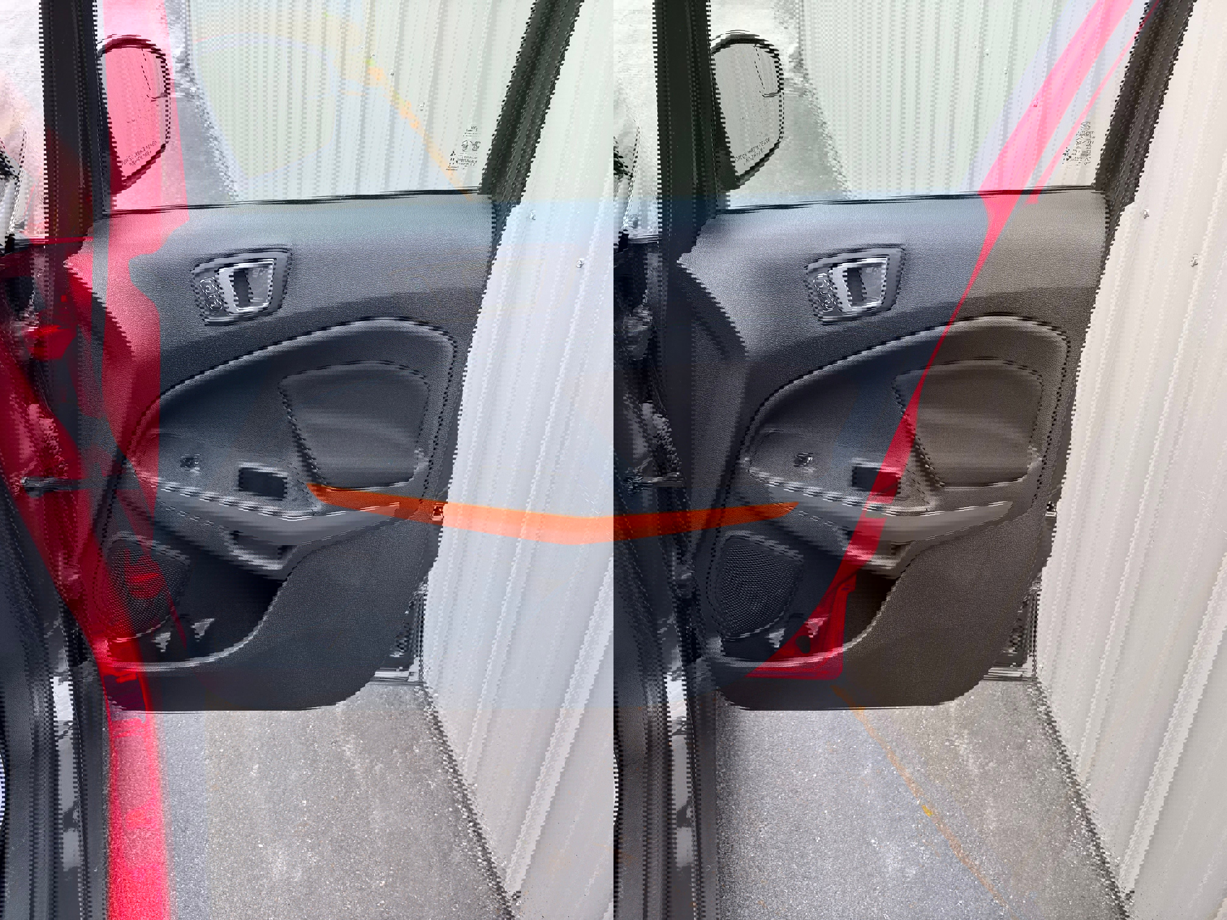 Used 2021 Ford EcoSport SE w/ SE Appearance Package image 27