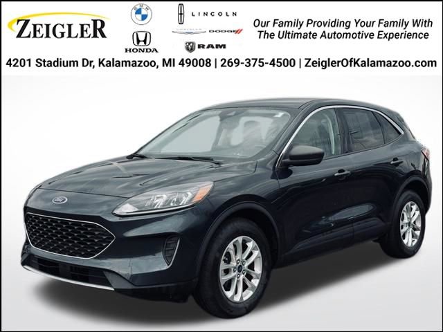 Used 2022 Ford Escape SE w/ Convenience Package