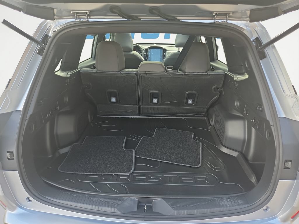 Certified 2025 Subaru Forester Premium AWD/4WD image 16