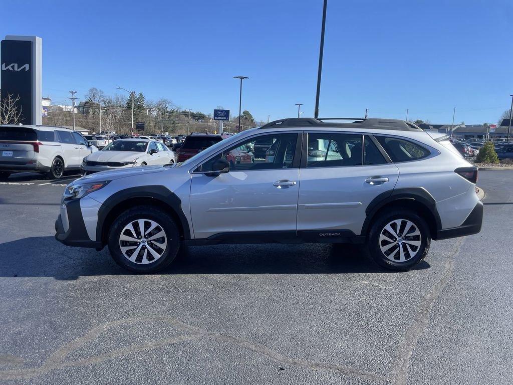 Certified 2025 Subaru Outback image 3