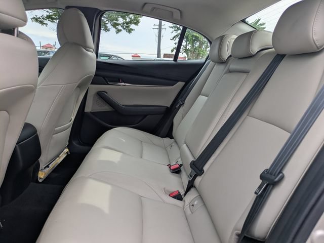 Used 2022 MAZDA MAZDA3 s FWD image 13