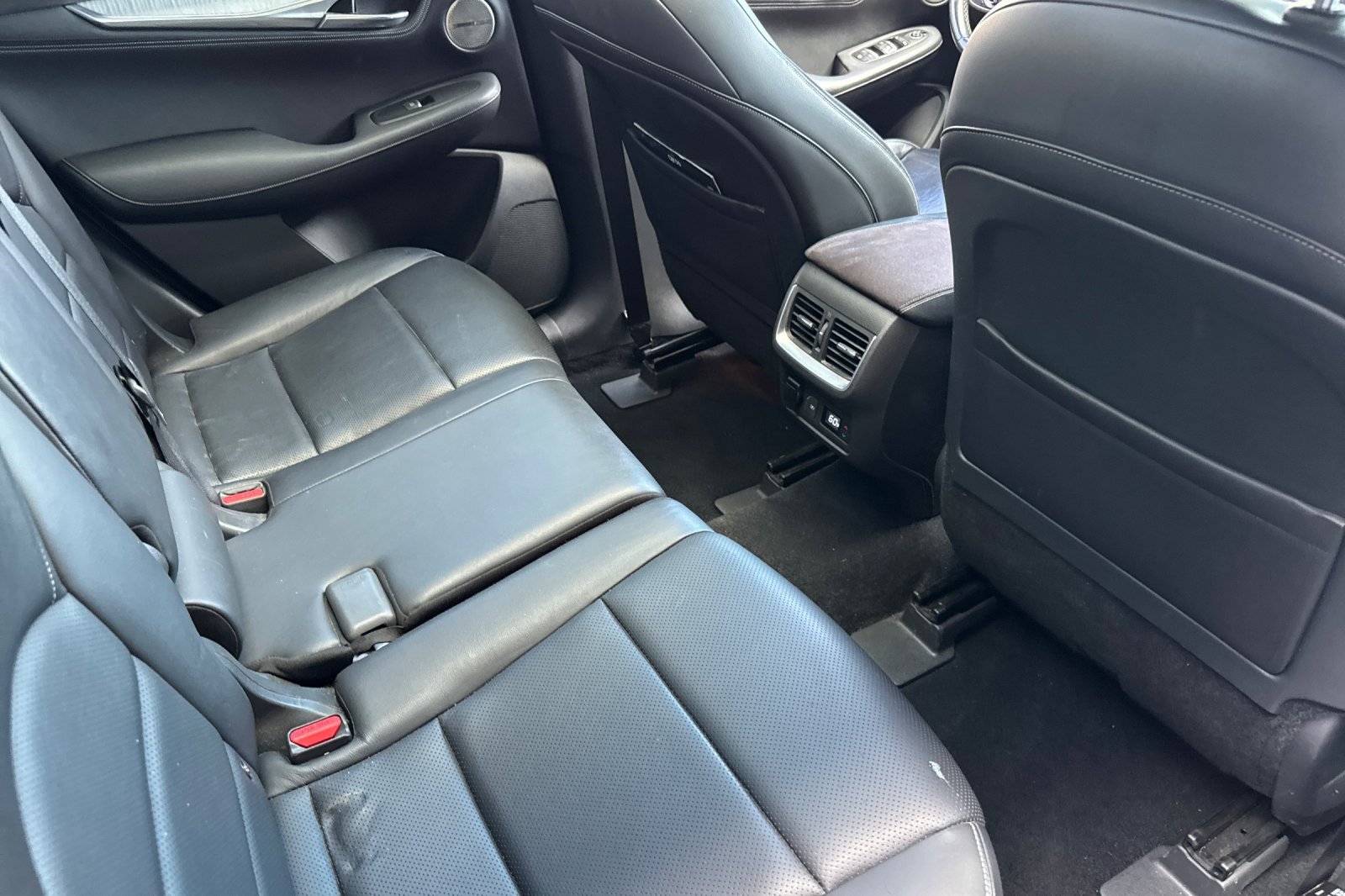 Used 2019 INFINITI QX50 Essential w/ Sensory Package image 19
