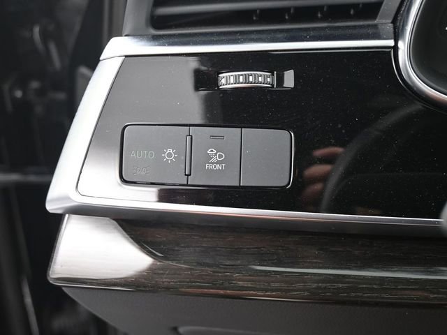 Used 2025 Audi Q7 3.0T Premium Plus image 14