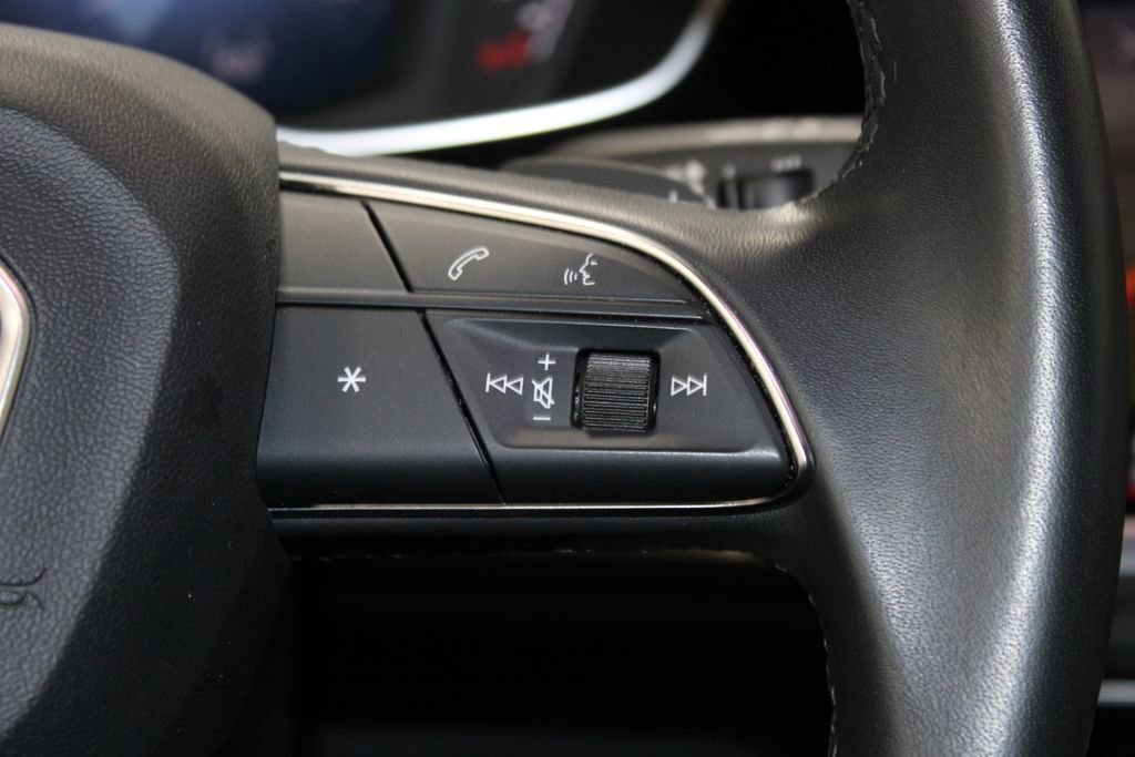 Used 2023 Audi Q3 2.0T Premium Plus w/ Premium Plus Package image 32