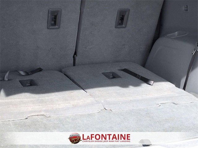 Used 2023 GMC Acadia SLT image 28