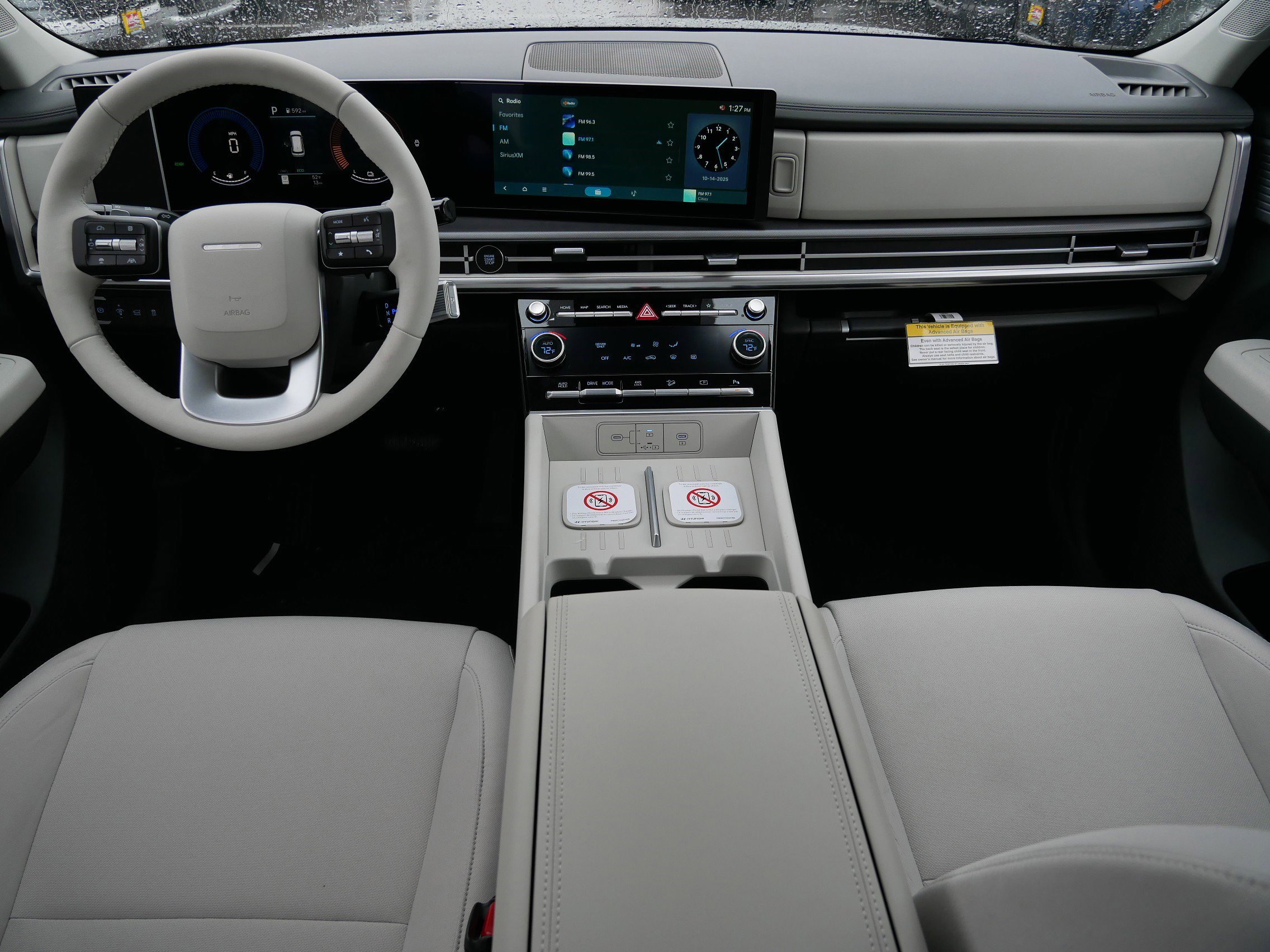 New 2026 Hyundai Santa Fe SE image 9