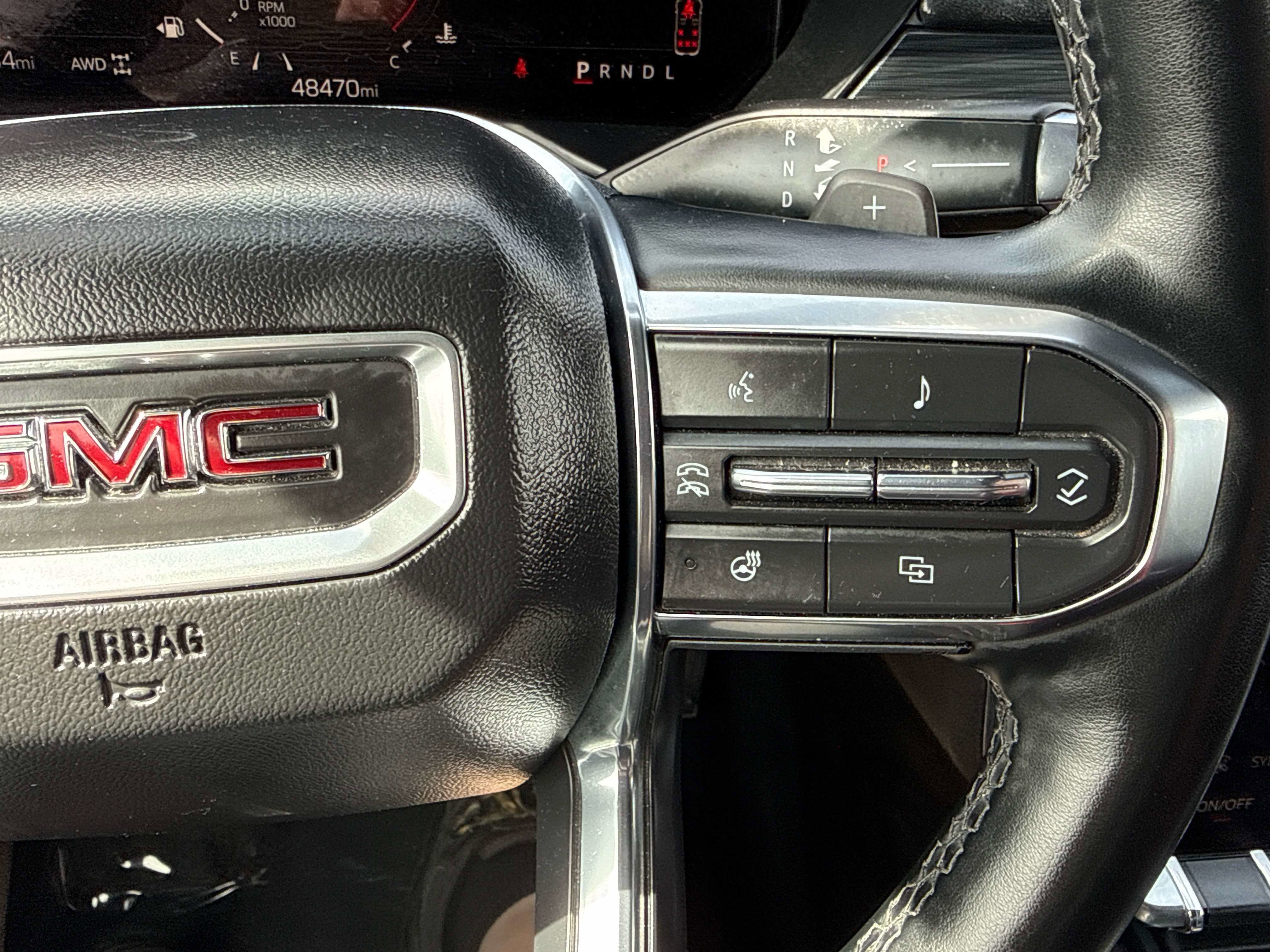 Used 2024 GMC Acadia Elevation image 27