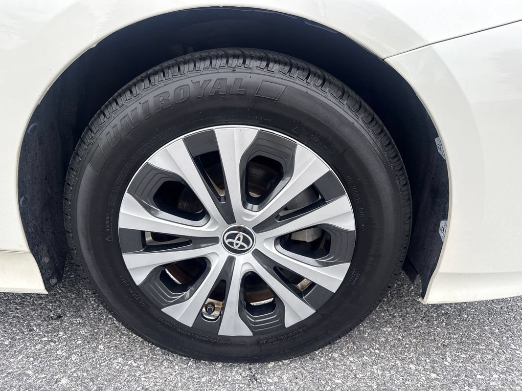 Used 2017 Toyota Prius Two FWD image 30