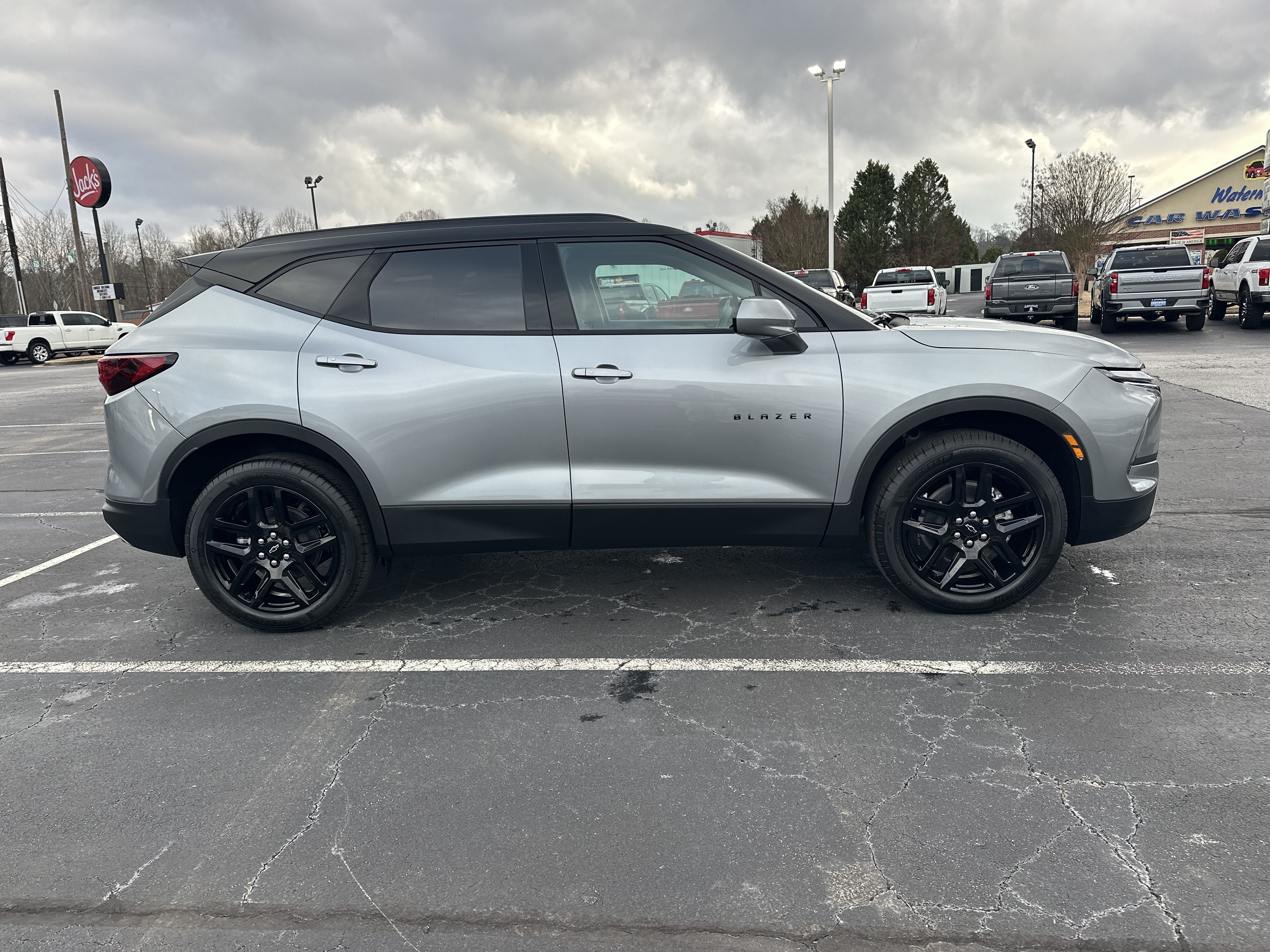 New 2026 Chevrolet Blazer LT w/ Convenience Package FWD image 10