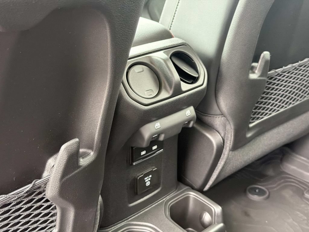 New 2026 Jeep Gladiator Rubicon AWD/4WD image 25