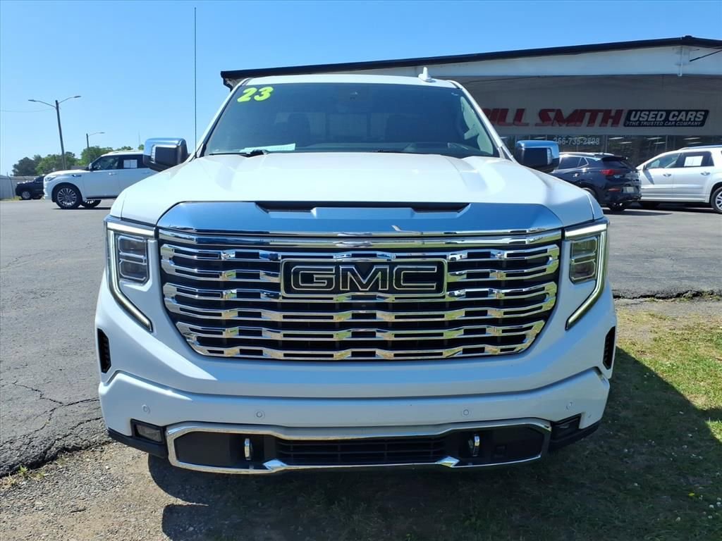 Used 2023 GMC Sierra 1500 Denali w/ Denali Reserve Package AWD/4WD image 2
