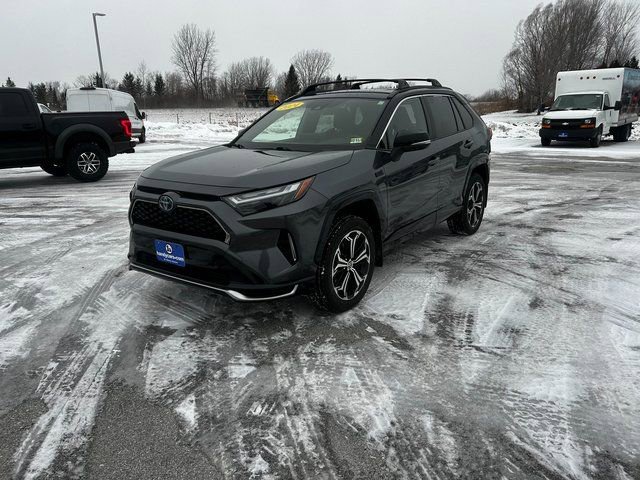Used 2024 Toyota RAV4 XSE w/ Weather Package image 8