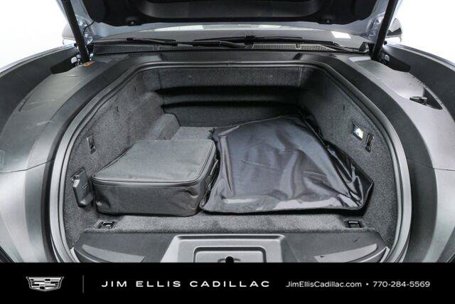 New 2026 Cadillac Escalade IQL Sport 1 w/ LPO, ONYX Package AWD/4WD image 36