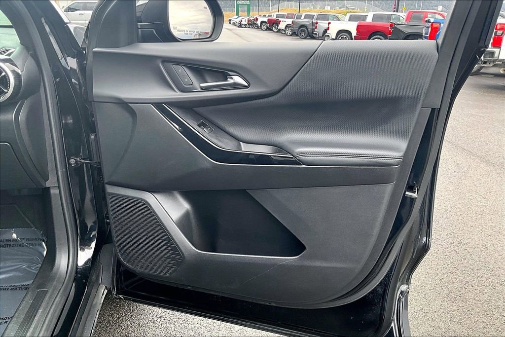 Used 2025 Chevrolet Equinox LT w/ Convenience Package II image 24