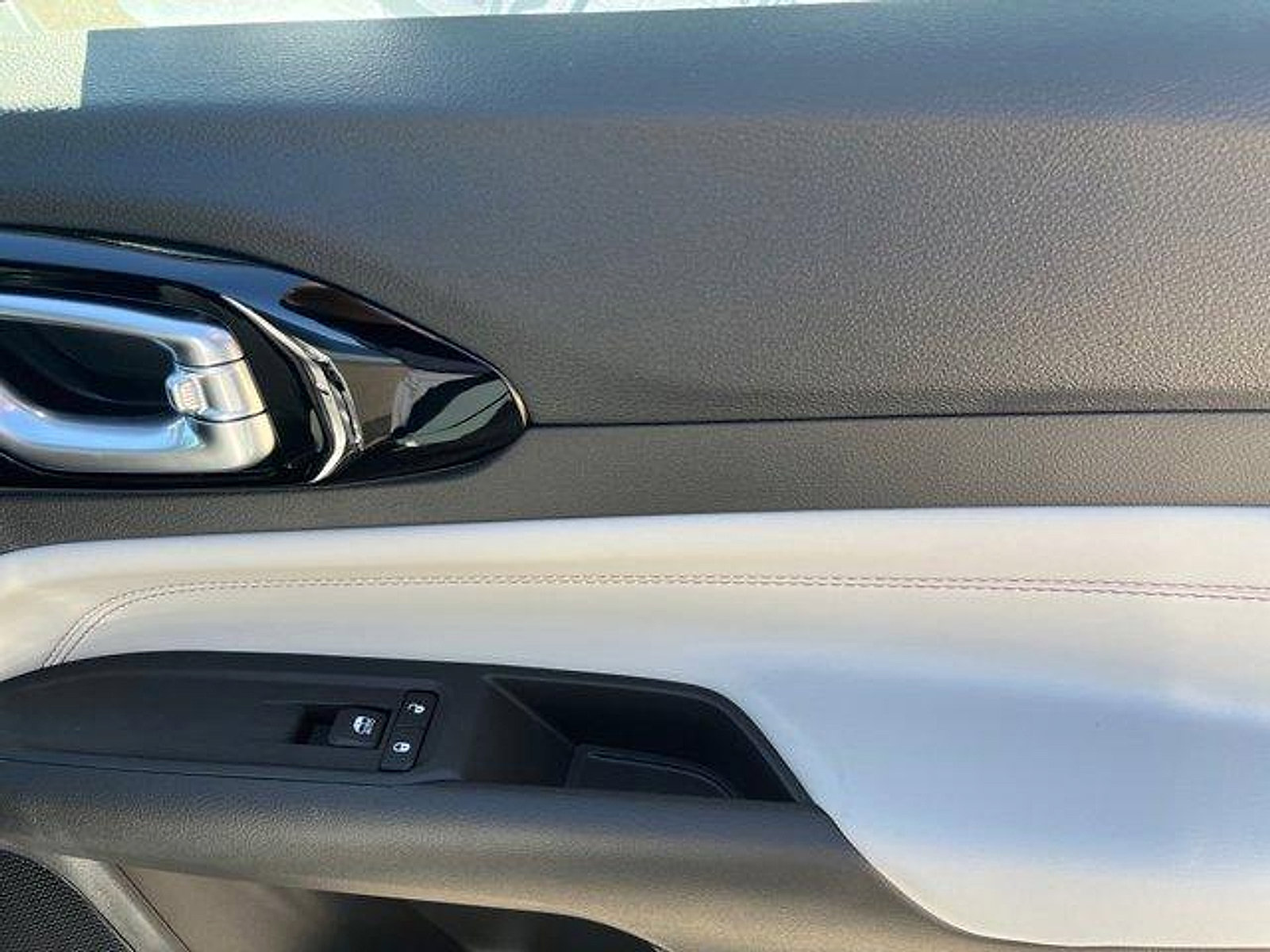 New 2026 Jeep Compass Limited image 21