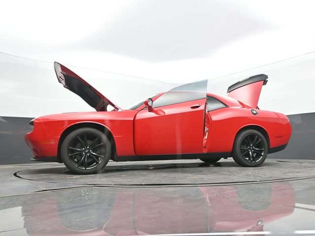 Used 2018 Dodge Challenger SXT Plus image 58