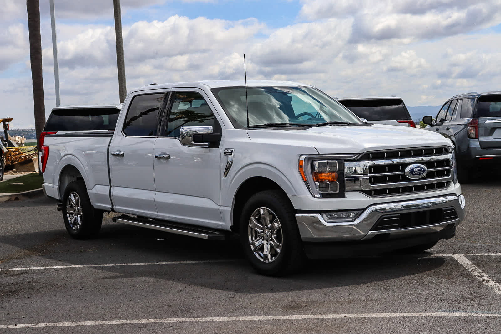 Used 2023 Ford F150 Lariat RWD image 3