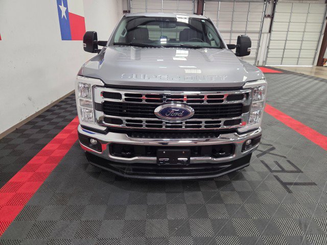 Used 2023 Ford F250 XLT image 4