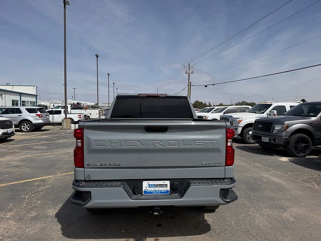 Used 2024 Chevrolet Silverado 1500 Custom image 6