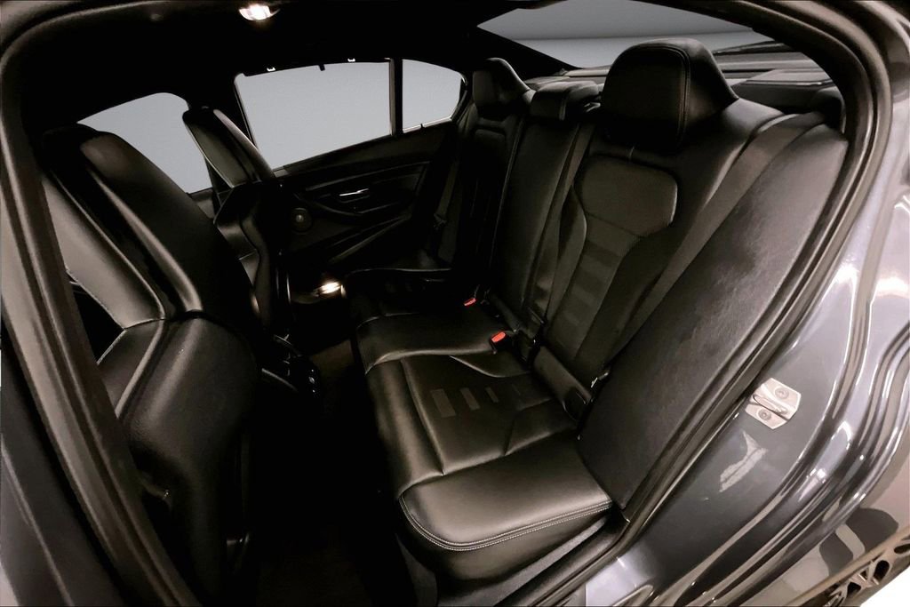 Used 2018 BMW M3 image 22