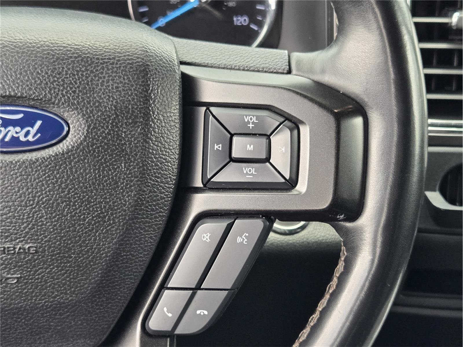 Used 2018 Ford Expedition Limited w/ Equipment Group 302A RWD image 28