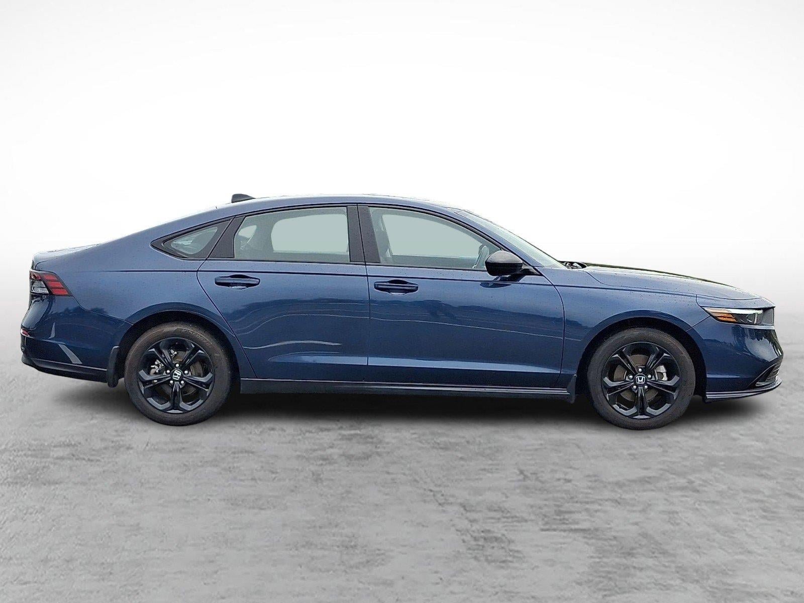 Used 2025 Honda Accord SE image 7