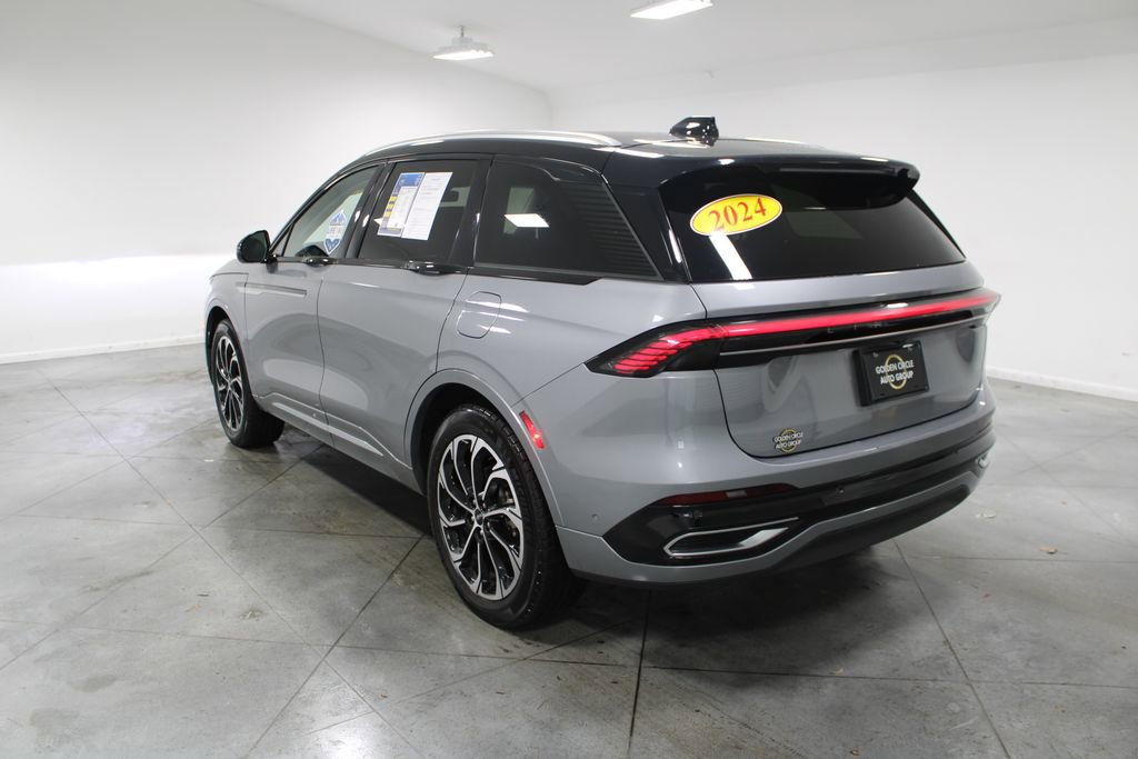 Used 2024 Lincoln Nautilus Reserve image 7