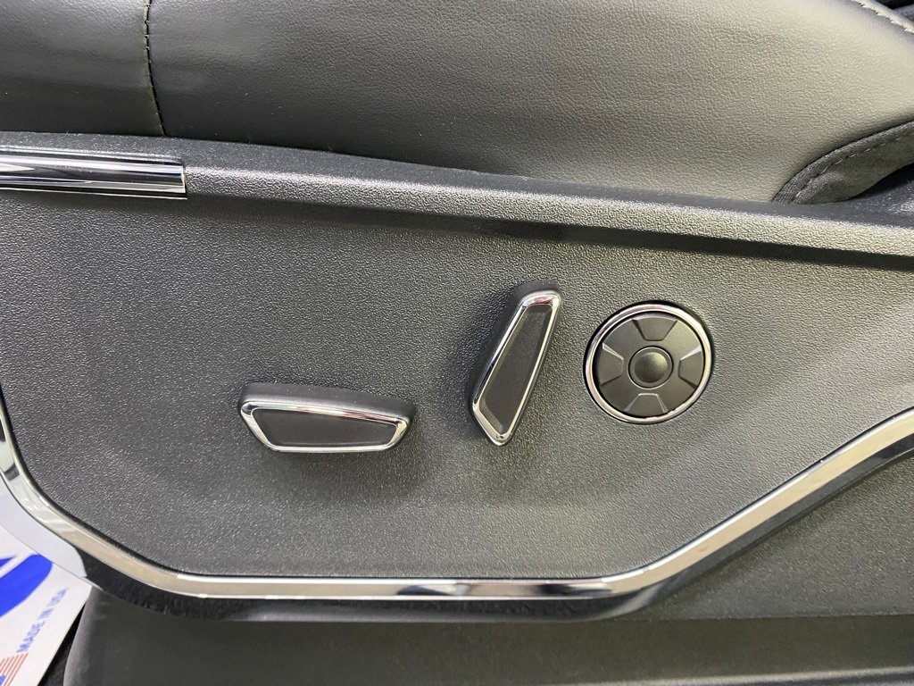 New 2025 Ford F150 Platinum w/ Equipment Group 702A High image 14