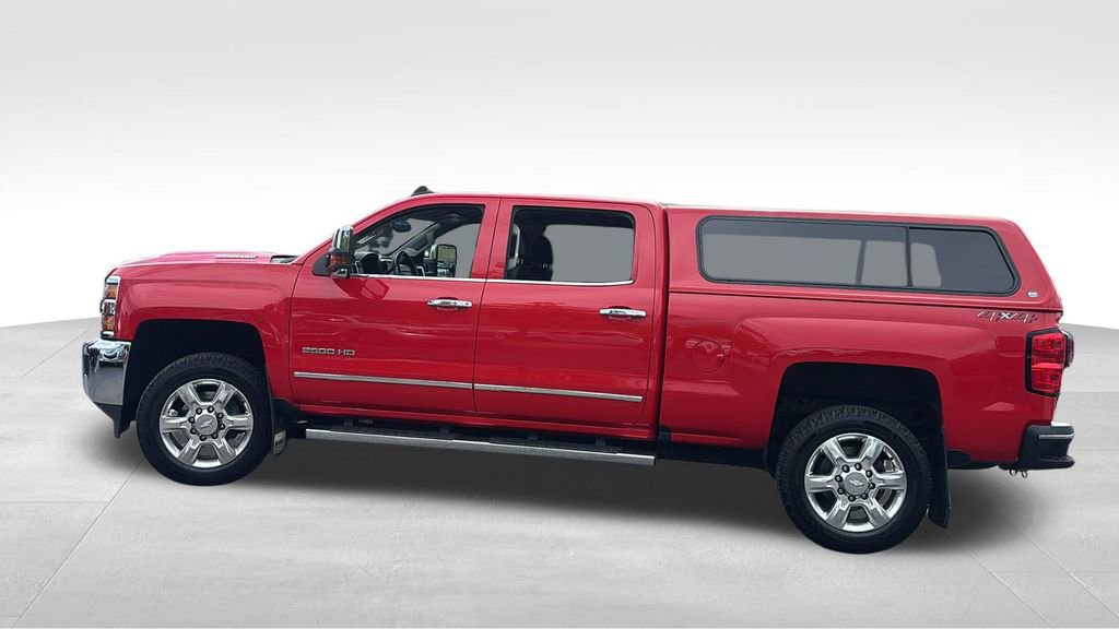 Used 2018 Chevrolet Silverado 2500 LTZ w/ Duramax Plus Package AWD/4WD image 4
