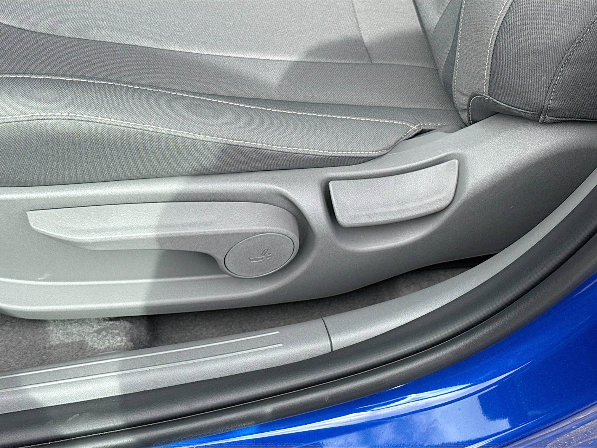 New 2026 Hyundai Elantra Sport FWD image 24
