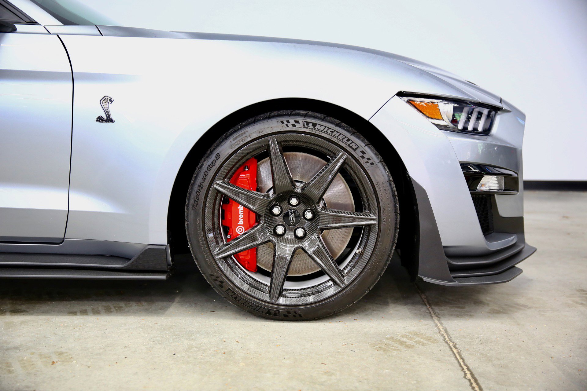 Used 2021 Ford Mustang Shelby GT500 w/ Carbon Fiber Track Pack RWD image 42