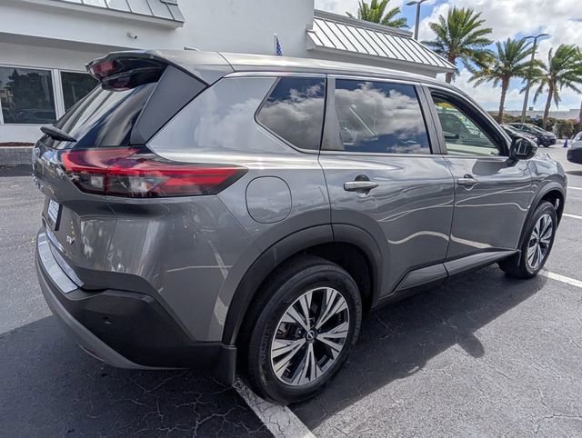 Used 2022 Nissan Rogue SV image 17