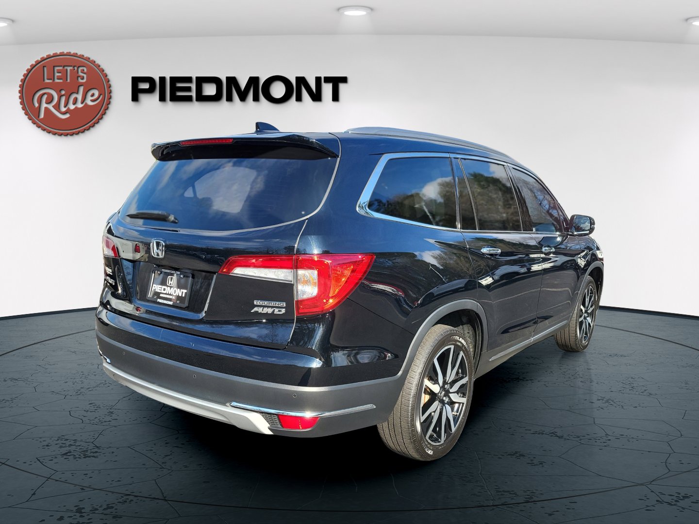 Used 2022 Honda Pilot Touring image 6