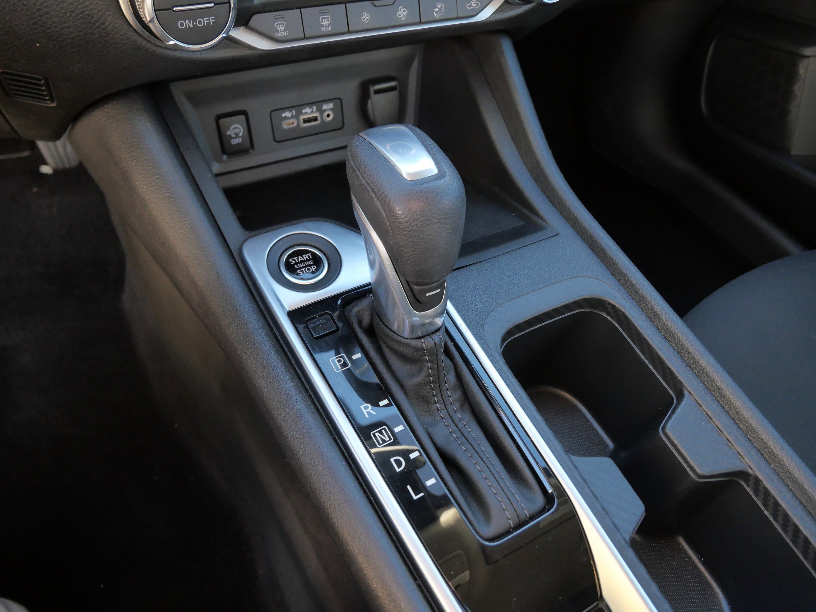 Used 2025 Nissan Sentra SV w/ All-Weather Package image 24