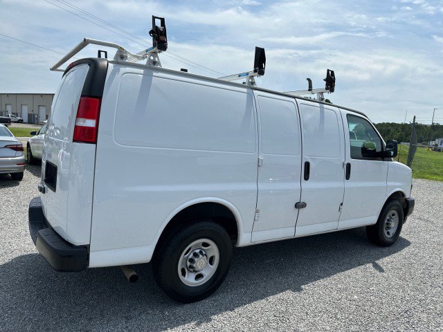 Used 2022 Chevrolet Express 2500 w/ Driver Convenience Package RWD image 7