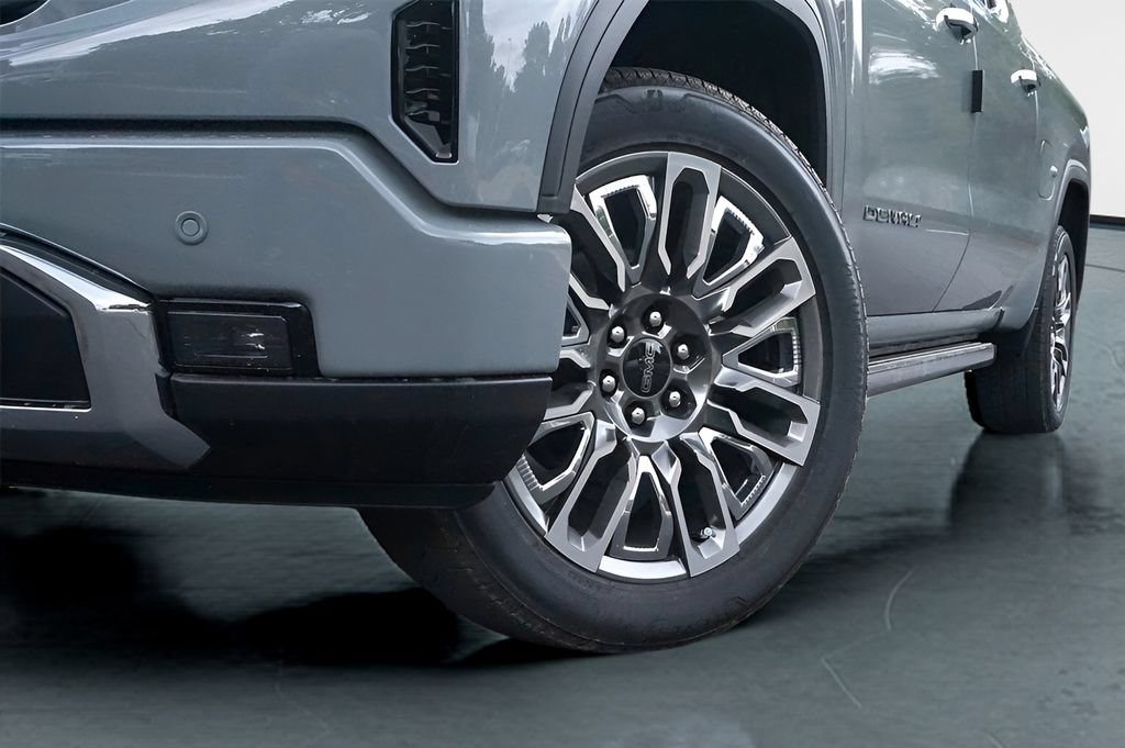 Used 2025 GMC Sierra 1500 Denali Ultimate AWD/4WD image 12
