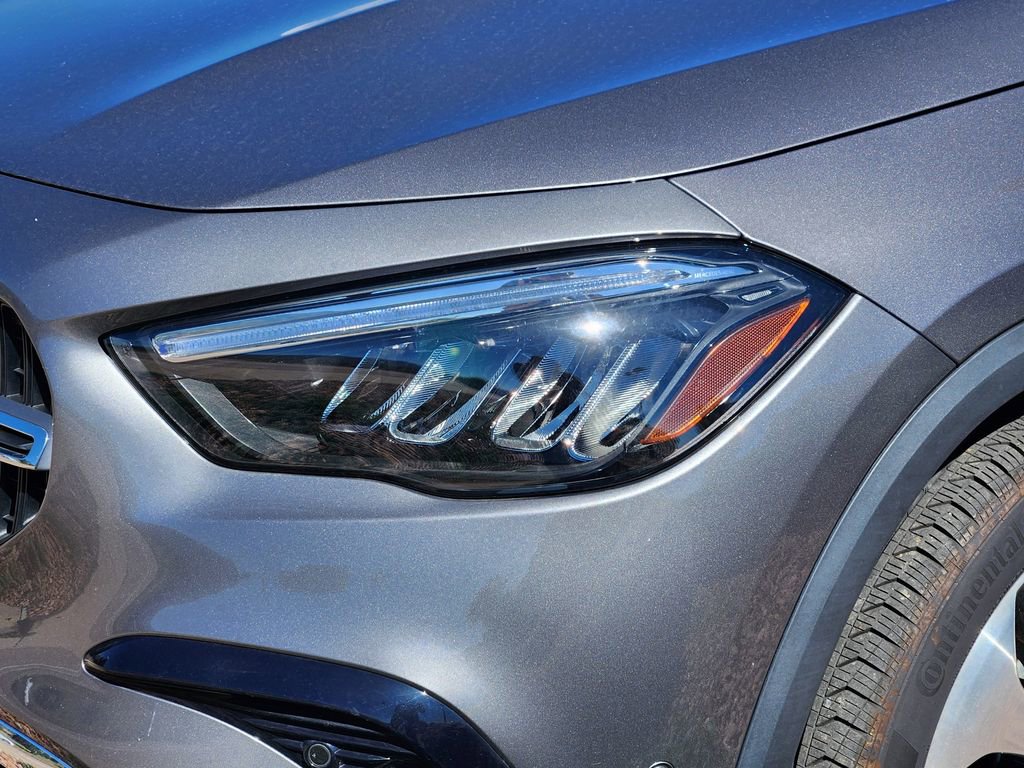 Used 2025 Mercedes-Benz GLA 250 4MATIC image 7