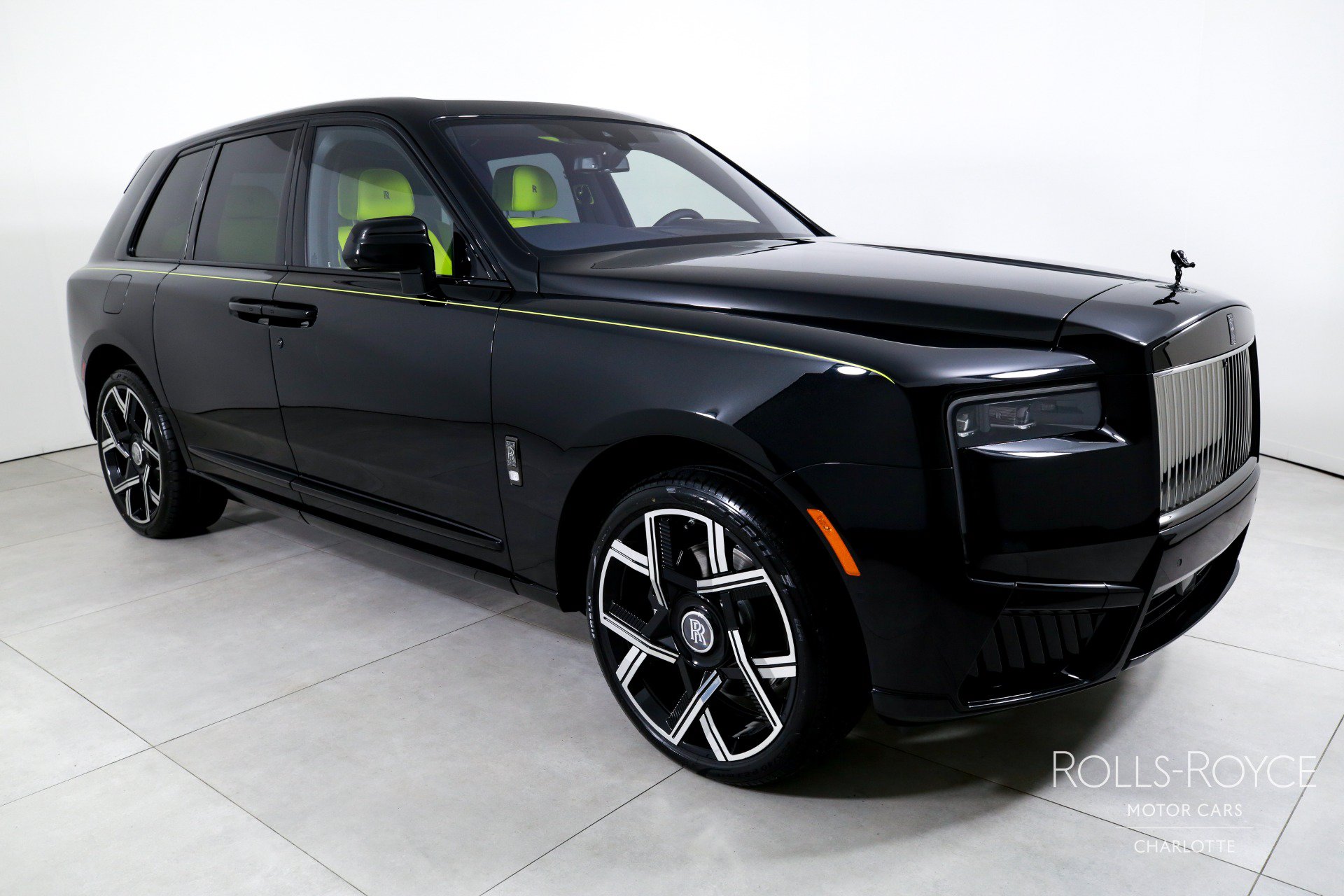 New 2027 Rolls-Royce Cullinan Black Badge AWD/4WD image 6