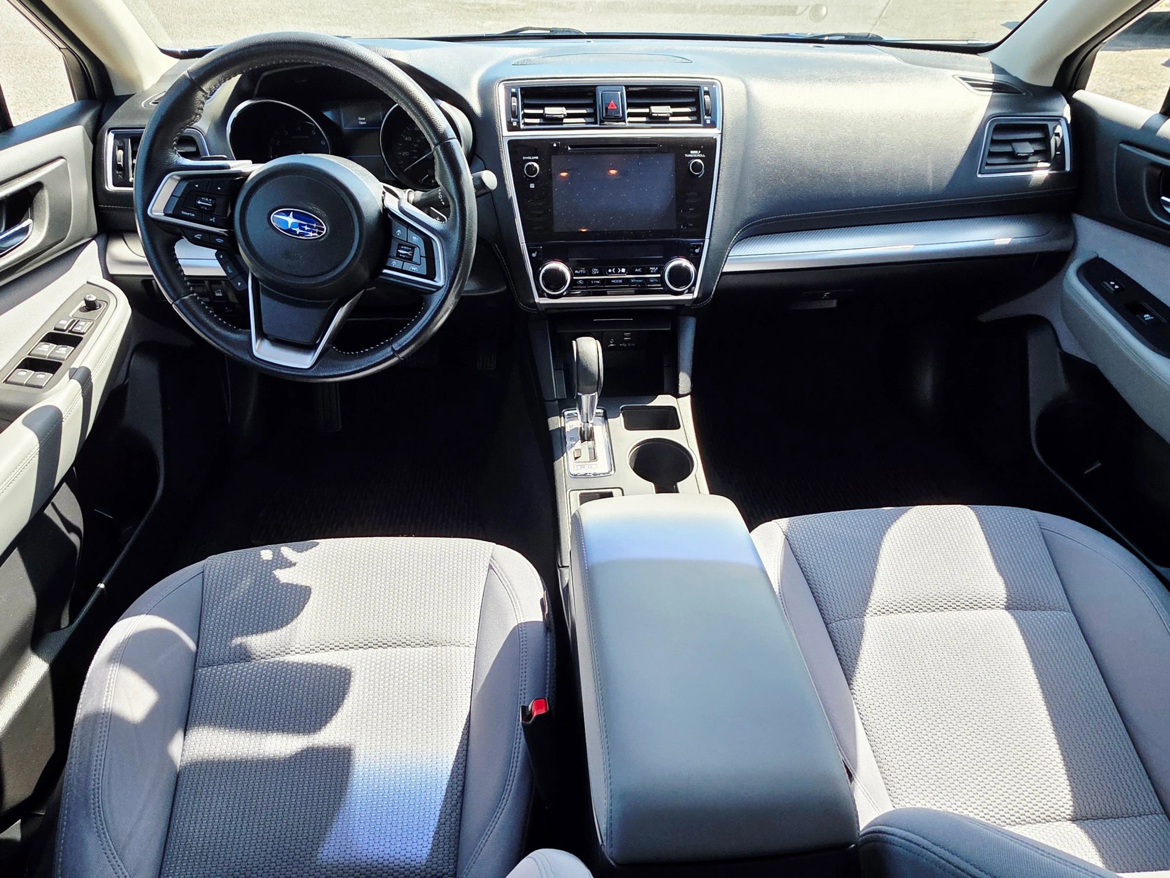 Used 2019 Subaru Outback 2.5i Premium image 7