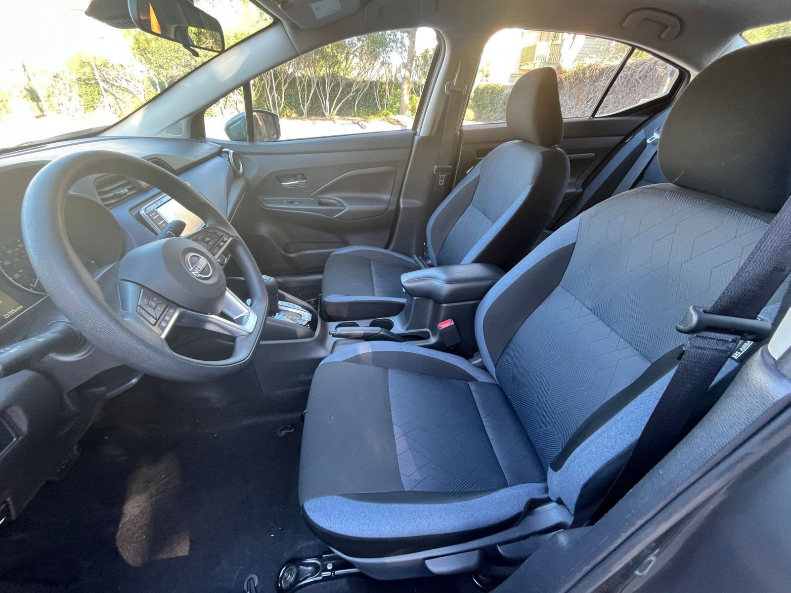 Used 2025 Nissan Versa SV image 24