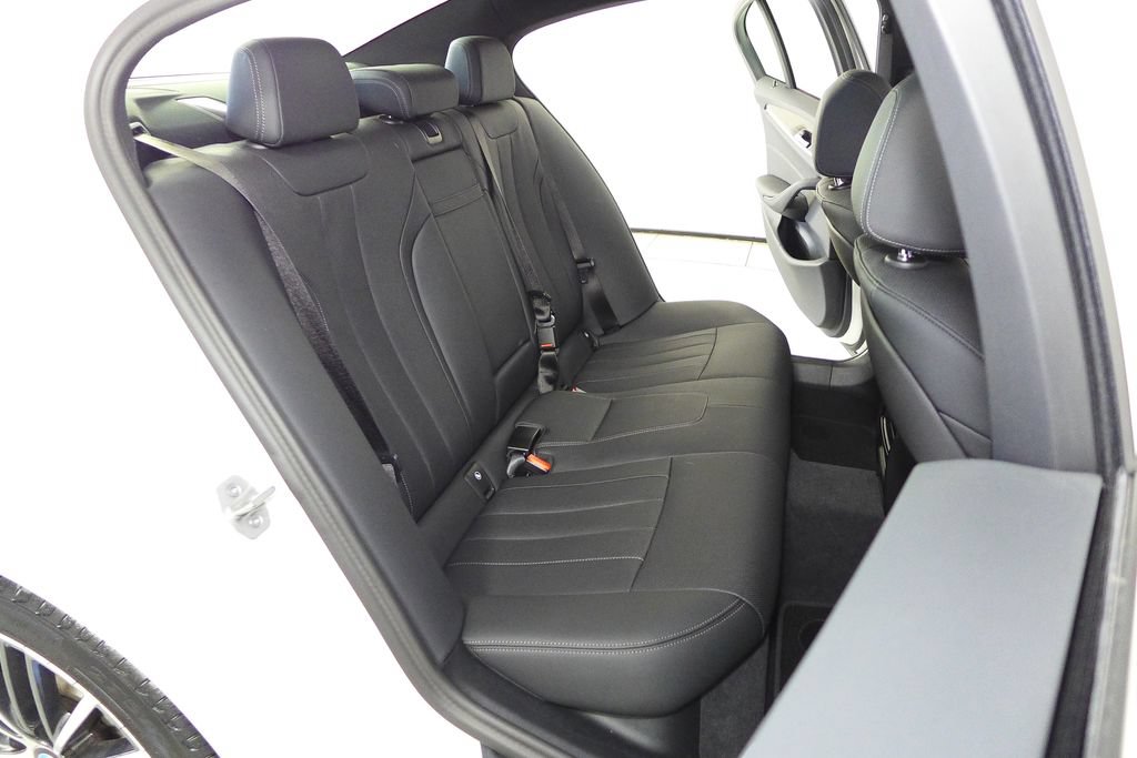 Used 2023 BMW 530i w/ Convenience Package RWD image 20