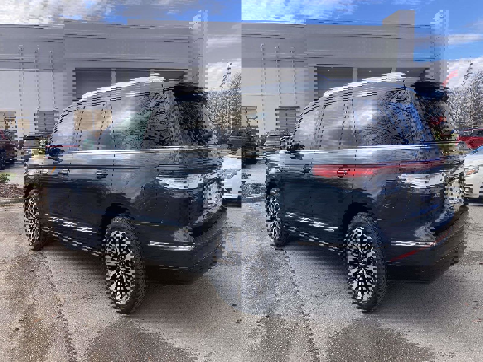 Certified 2022 Lincoln Navigator Reserve image 7