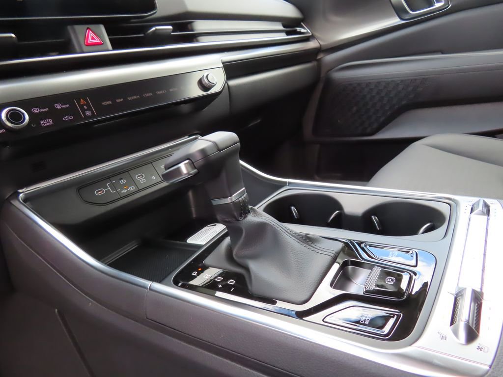 New 2026 Kia Carnival SX Prestige FWD image 6