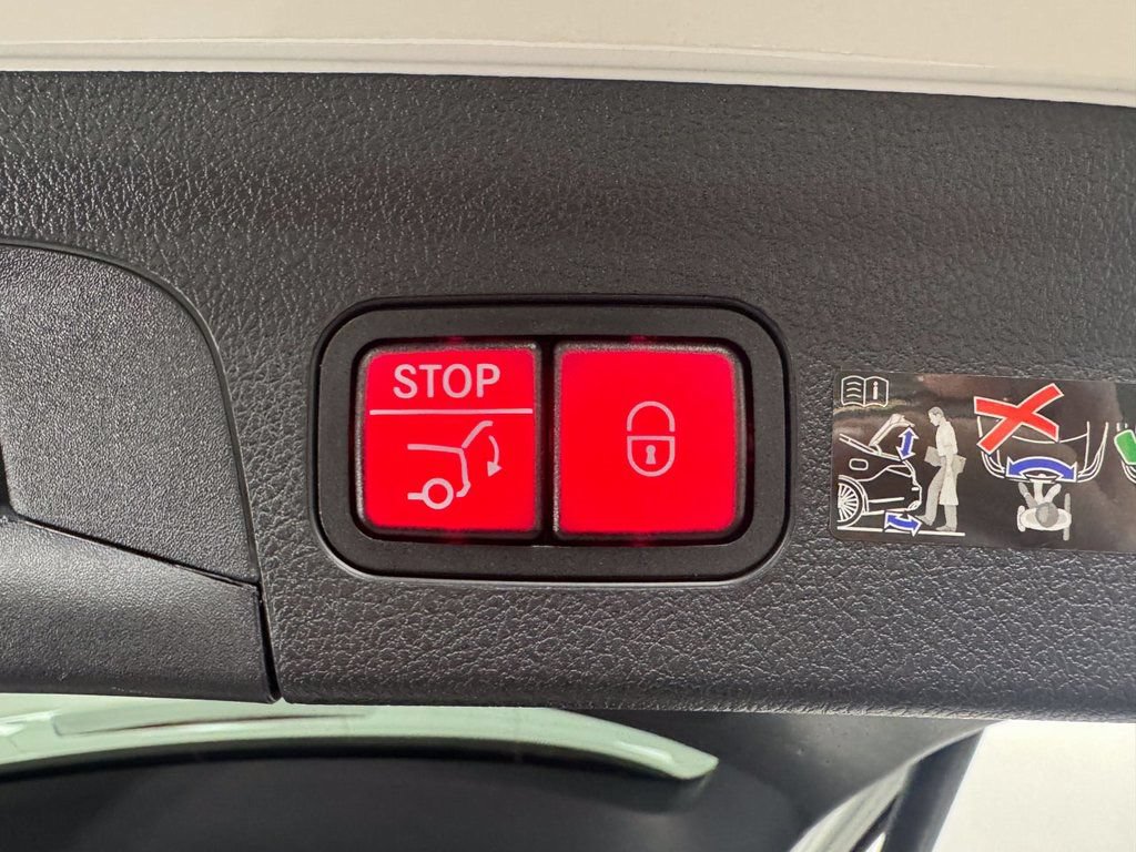 Certified 2026 Mercedes-Benz GLE 350 4MATIC image 32