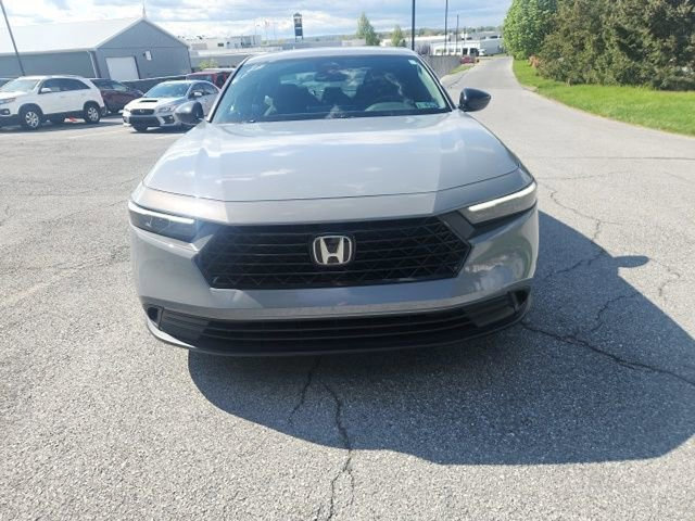 Used 2023 Honda Accord Sport image 8