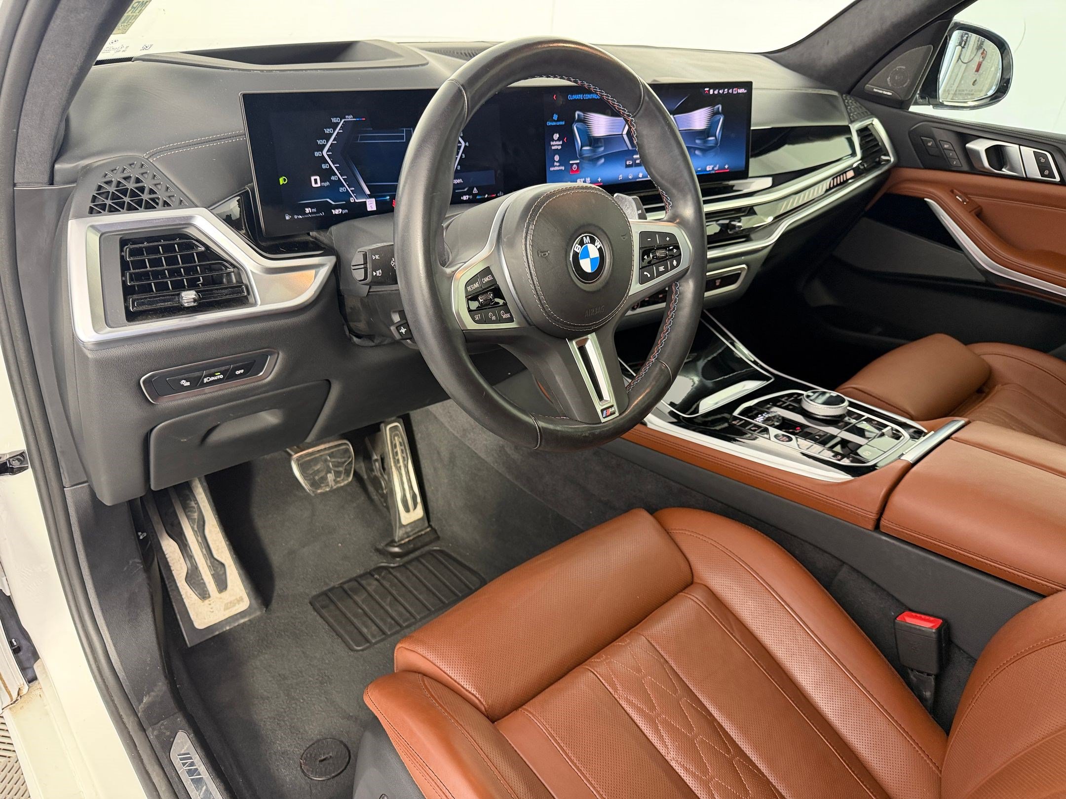 Used 2024 BMW X7 M60i w/ Executive Package AWD/4WD image 4