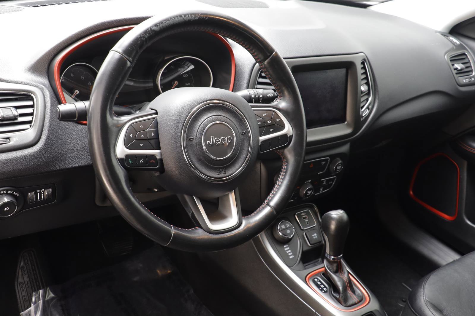 Used 2019 Jeep Compass Trailhawk w/ Cold Weather Group image 7