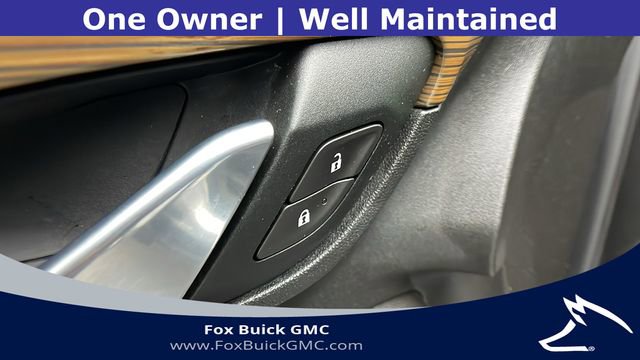 Used 2021 GMC Terrain SLE w/ Driver Convenience Package image 9