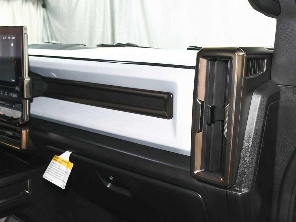 Used 2025 GMC Hummer EV 2X w/ Extreme Off-Road Package AWD/4WD image 61