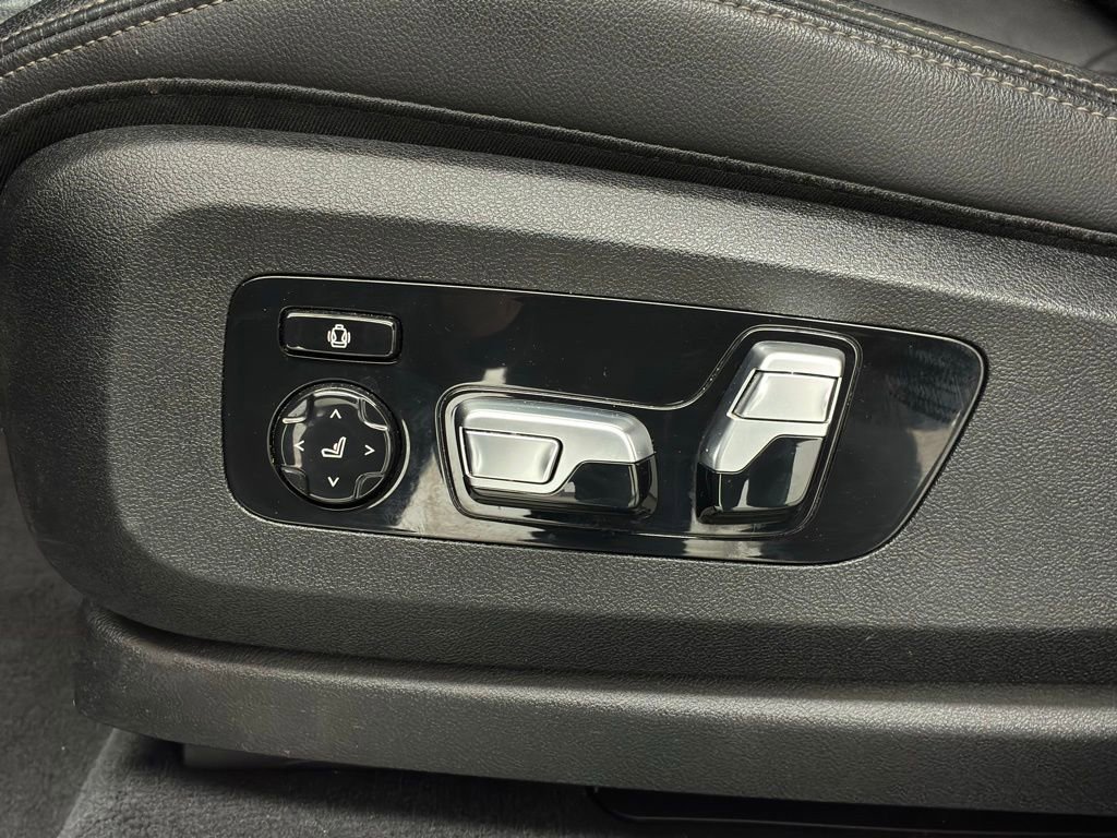 Used 2019 BMW X7 xDrive50i w/ Premium Package image 22